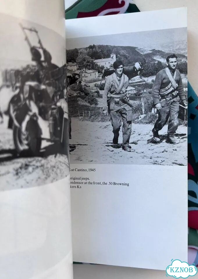 The Sas: The Official History / Warner Philip фото 3