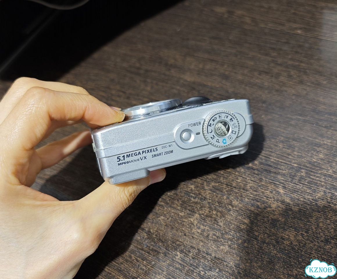 Фотоапарат Sony Cyber-shot DSC-W1 на запчасти фото 2
