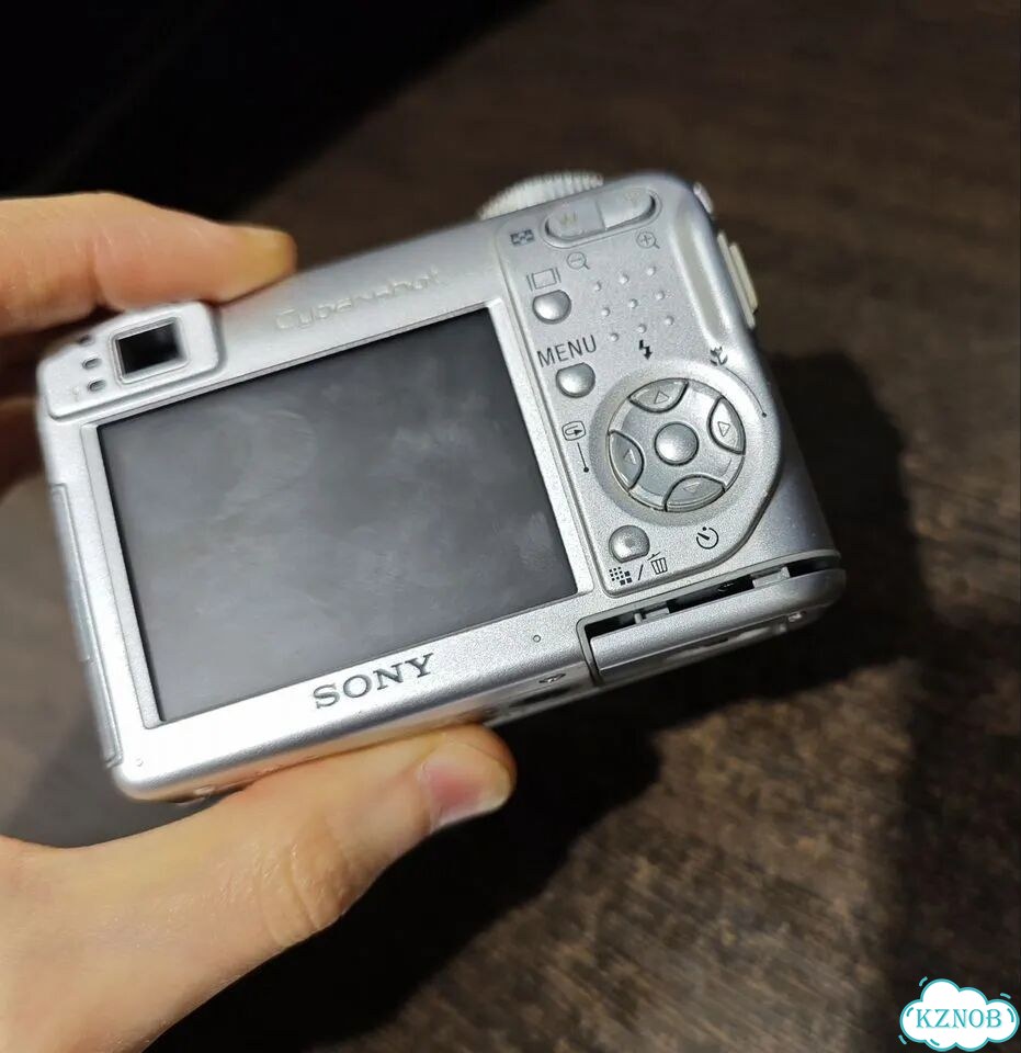 Фотоапарат Sony Cyber-shot DSC-W1 на запчасти фото 6