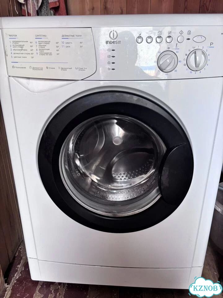 Стиральная машина Indesit фото 1