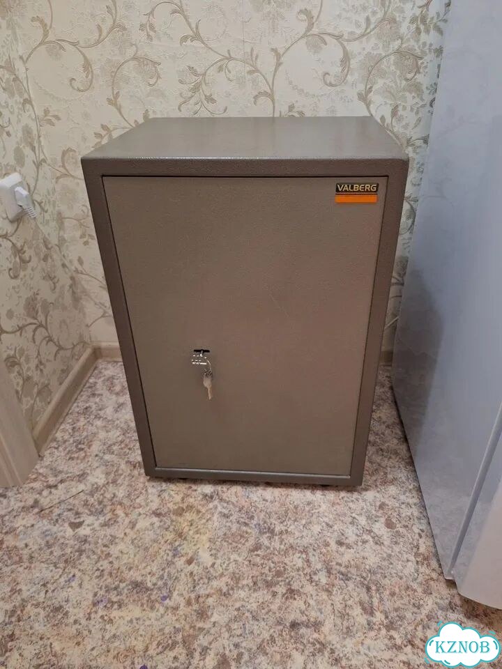 Сейф металлический фото 1