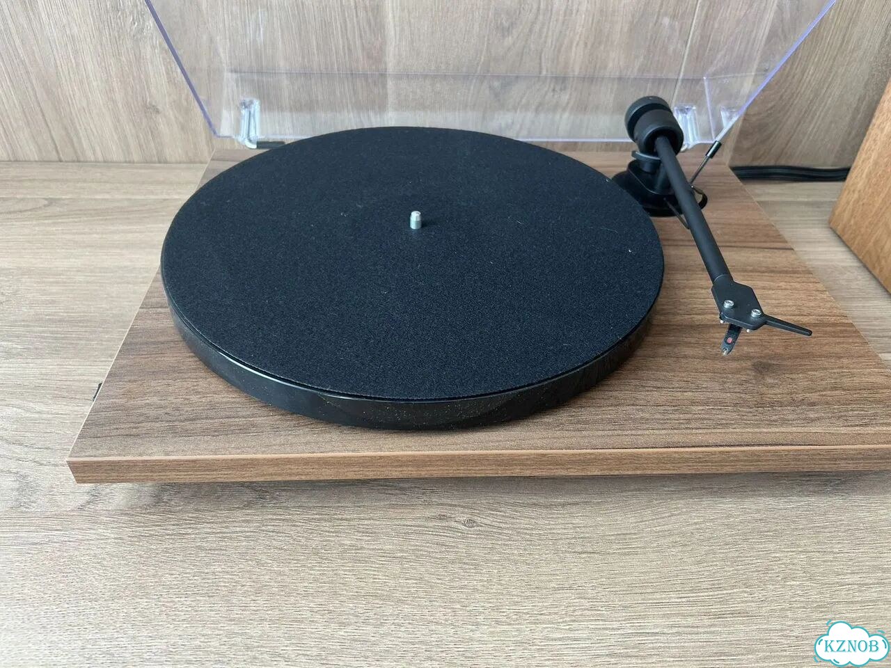 Проигрыватель винила pro ject e1 фото 1