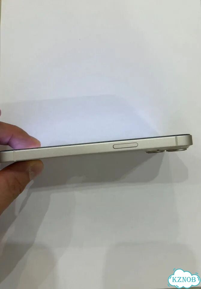 iPhone 14, 128 ГБ, SIM + eSIM фото 4