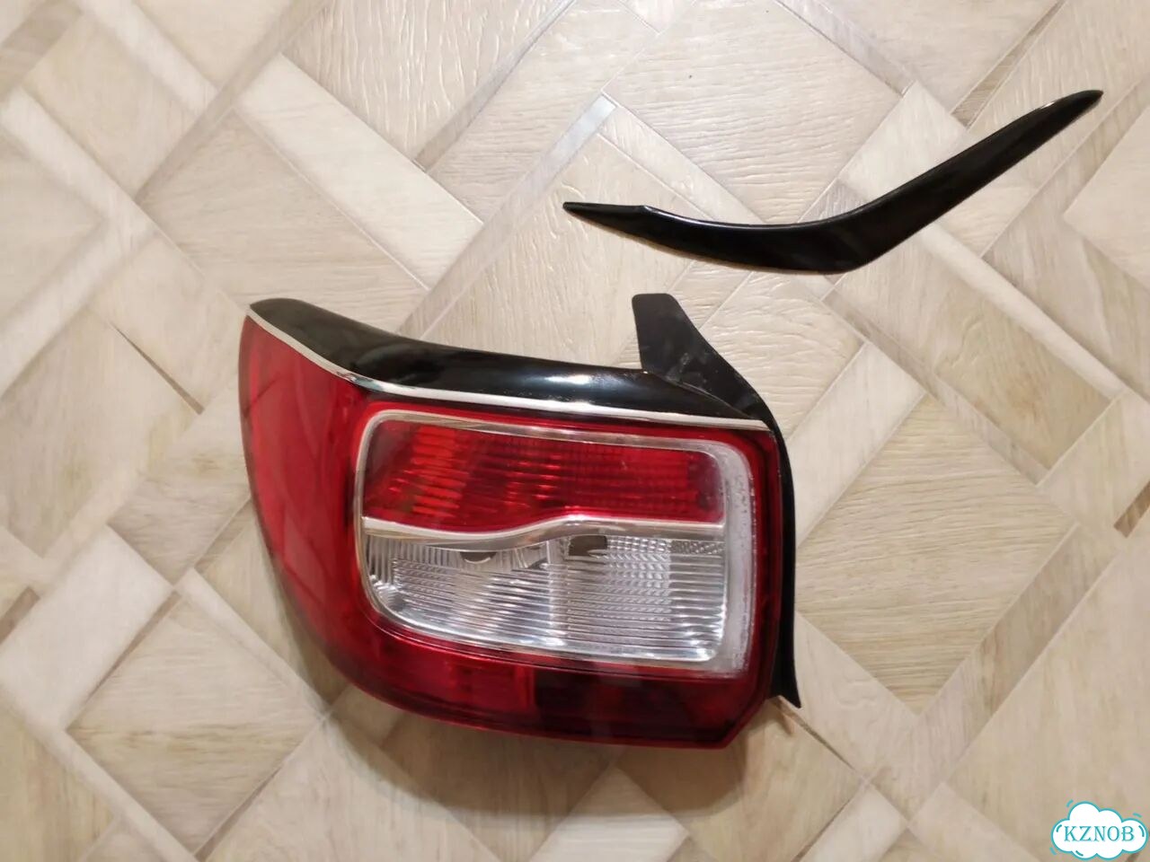 Задняя фара на Renault Logan 2 фото 6