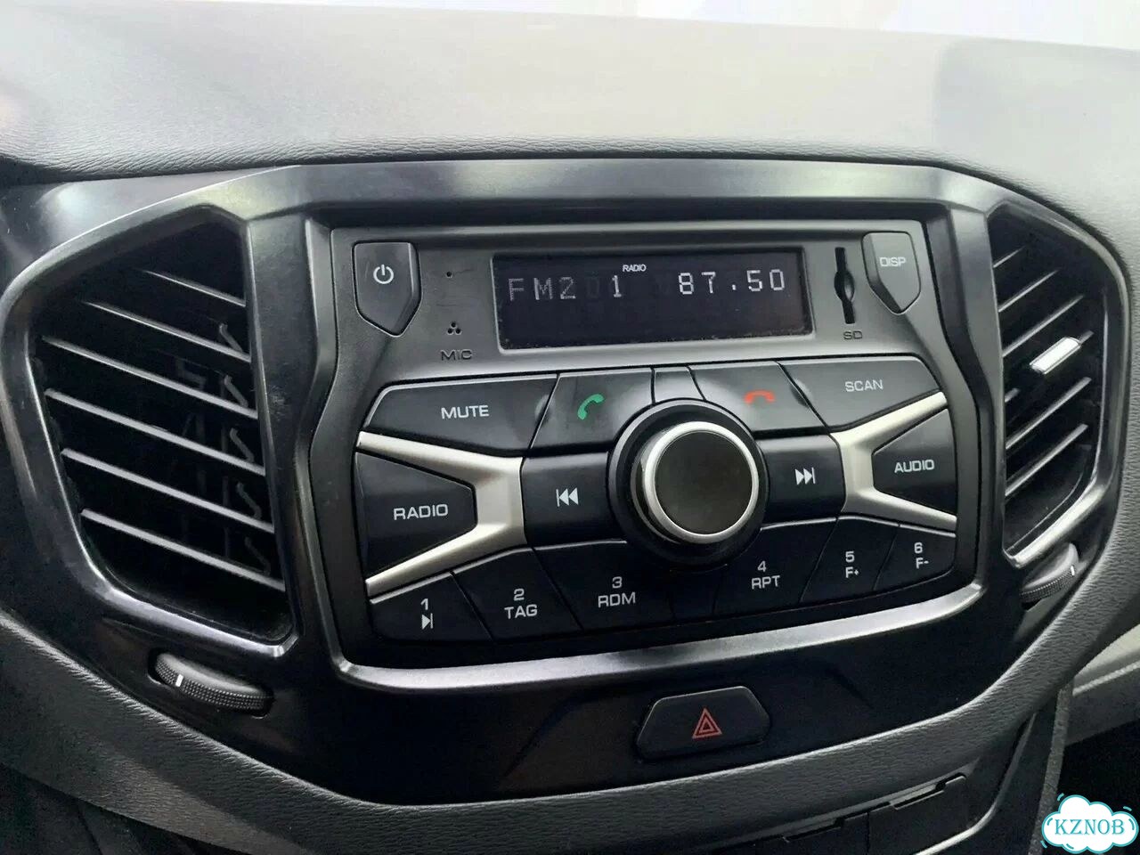 ВАЗ (LADA) Vesta 1.6 MT, 2019, 104 929 км фото 14