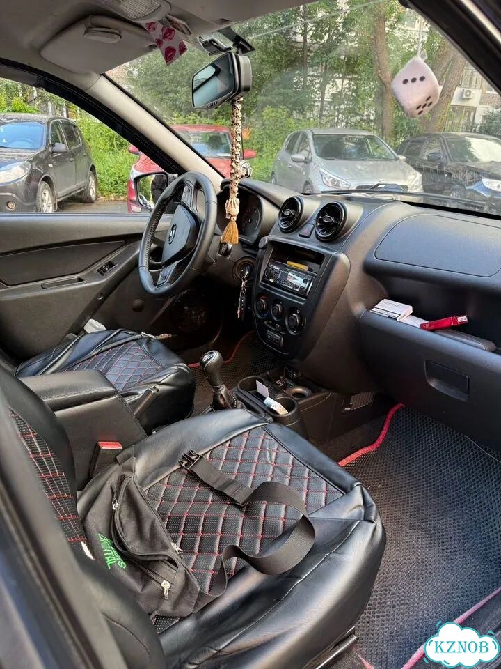 ВАЗ (LADA) Granta 1.6 MT, 2013, 115 247 км фото 11