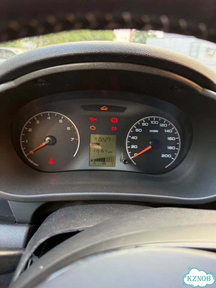ВАЗ (LADA) Granta 1.6 MT, 2013, 115 247 км фото 2