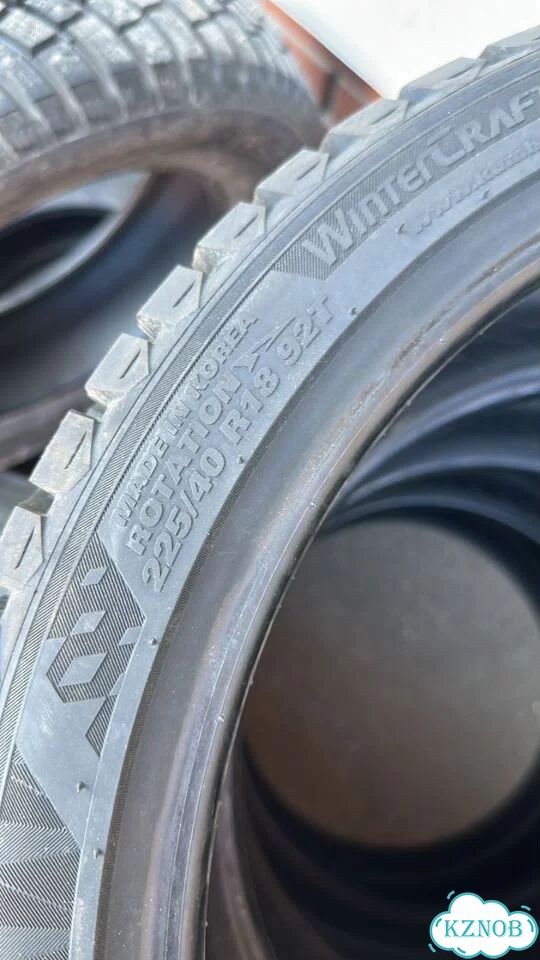 Kumho WinterCraft Ice Wi32 225/40 R18 фото 1