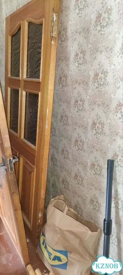 Межкомнатные двери бу деревянные, цена за все фото 4