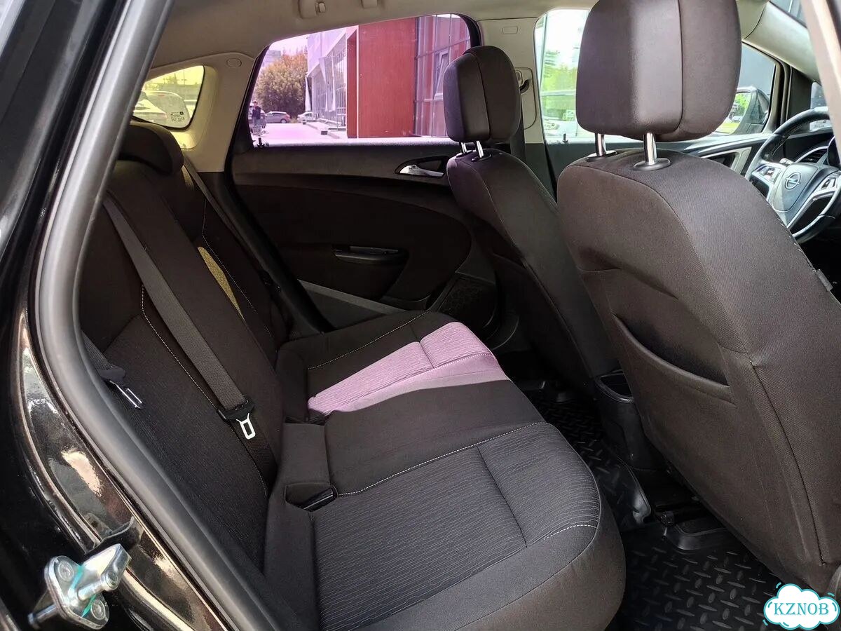 Opel Astra 1.6 MT, 2013, 224 860 км фото 7
