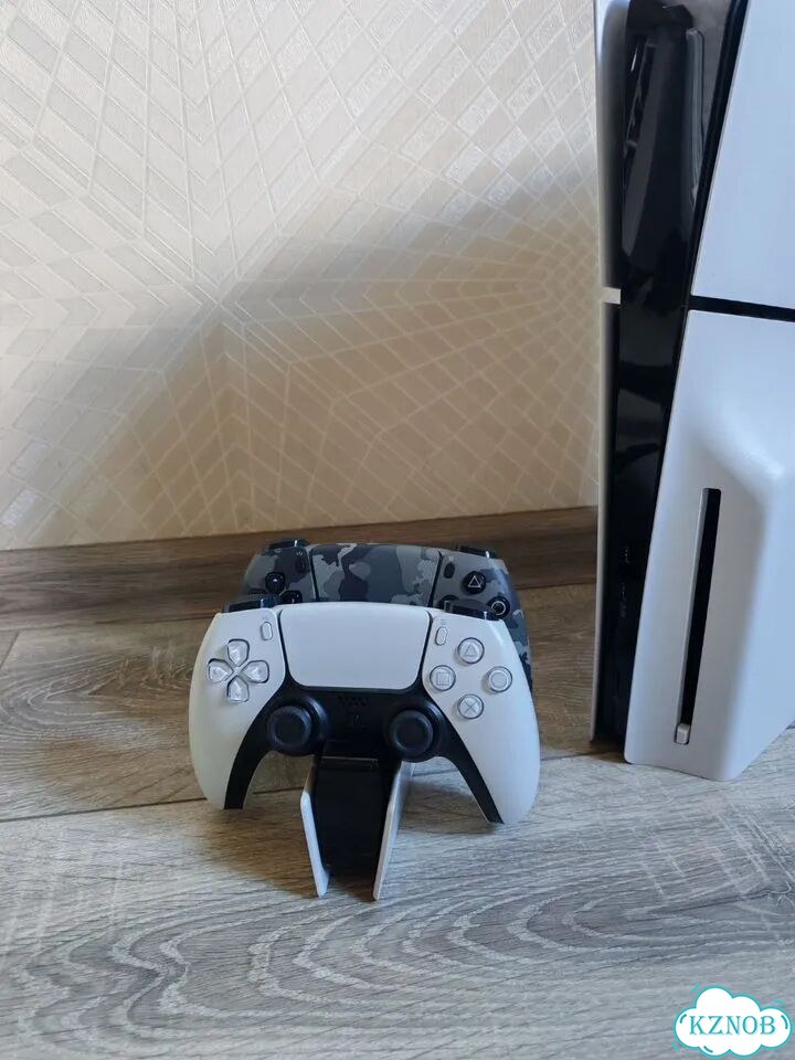 Продам Sony Playstation 5 Slim 1tb с дисководом фото 2
