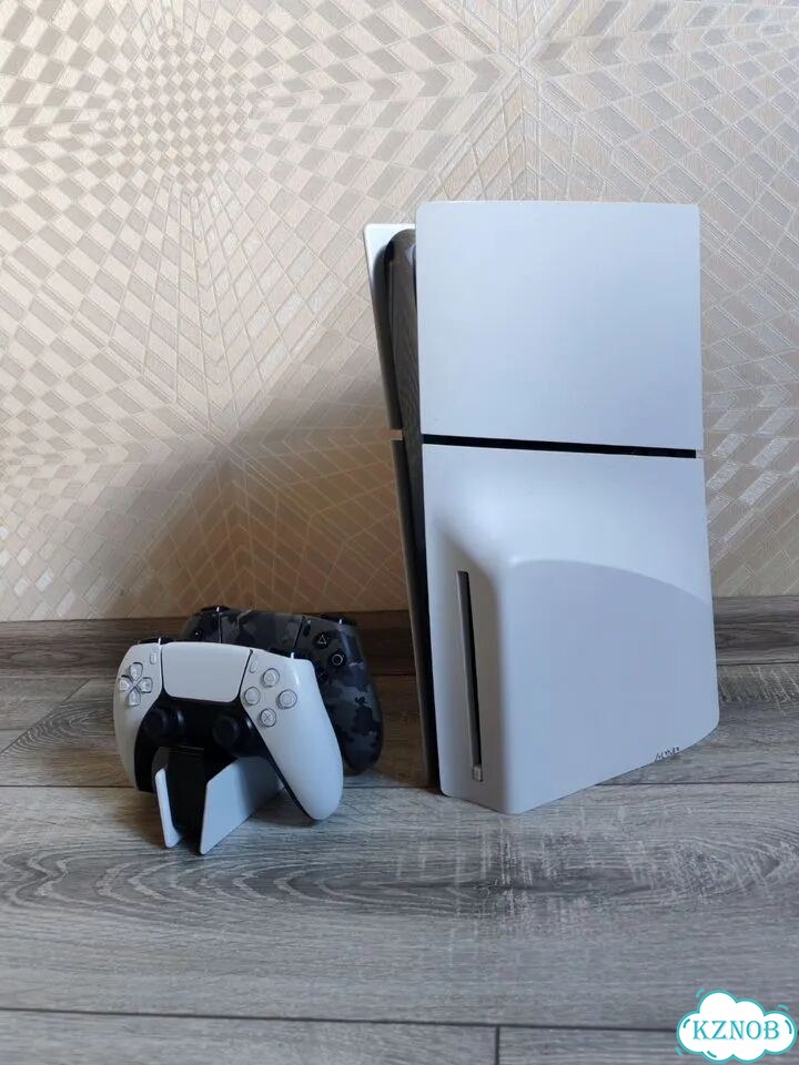 Продам Sony Playstation 5 Slim 1tb с дисководом фото 4