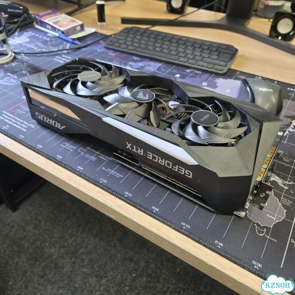 Видеокарта Gigabyte aorus master RTX 3070 Ti фото 1