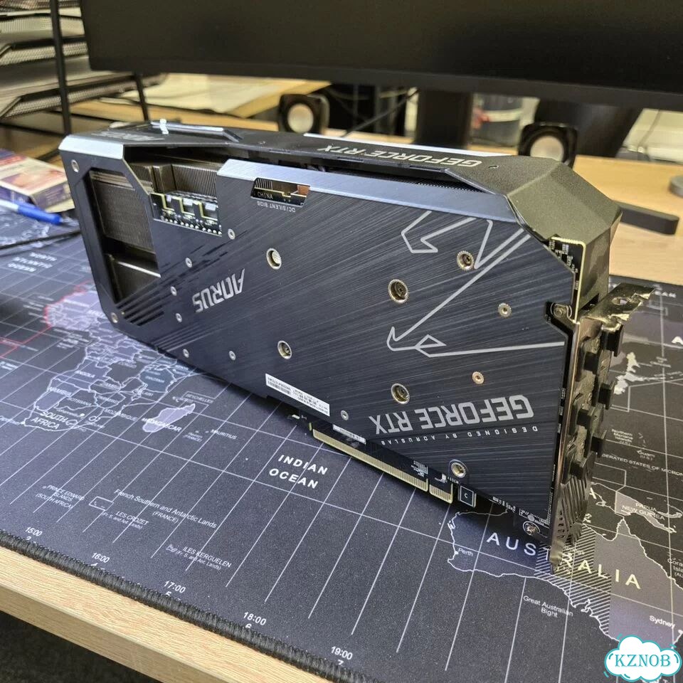 Видеокарта Gigabyte aorus master RTX 3070 Ti фото 4