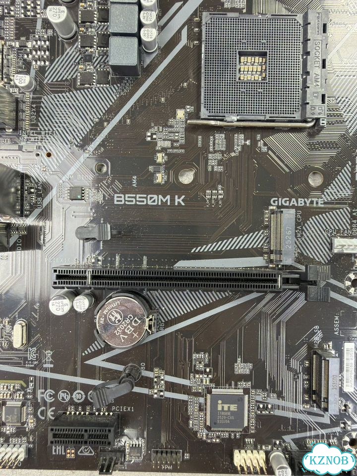 Gigabyte B550M K, Socket AM4 фото 6