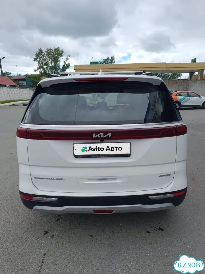 Kia Carnival 2.2 AT, 2021, 141 860 км фото 4