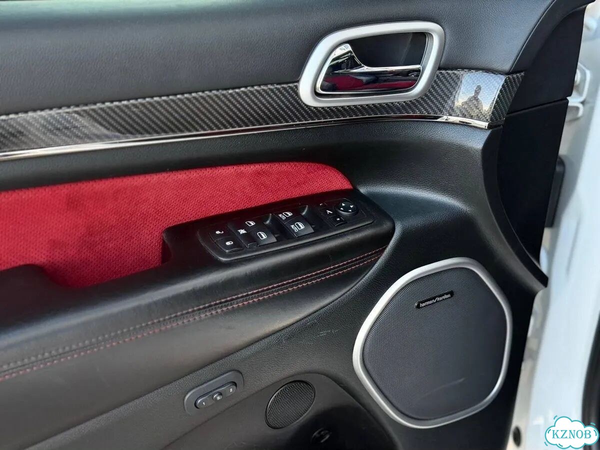 Jeep Grand Cherokee SRT 6.4 AT, 2014, 239 058 км фото 17